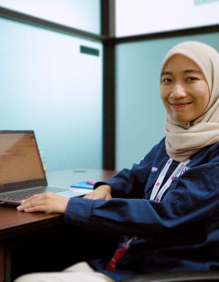 C0003.00_01_32_64.Still010